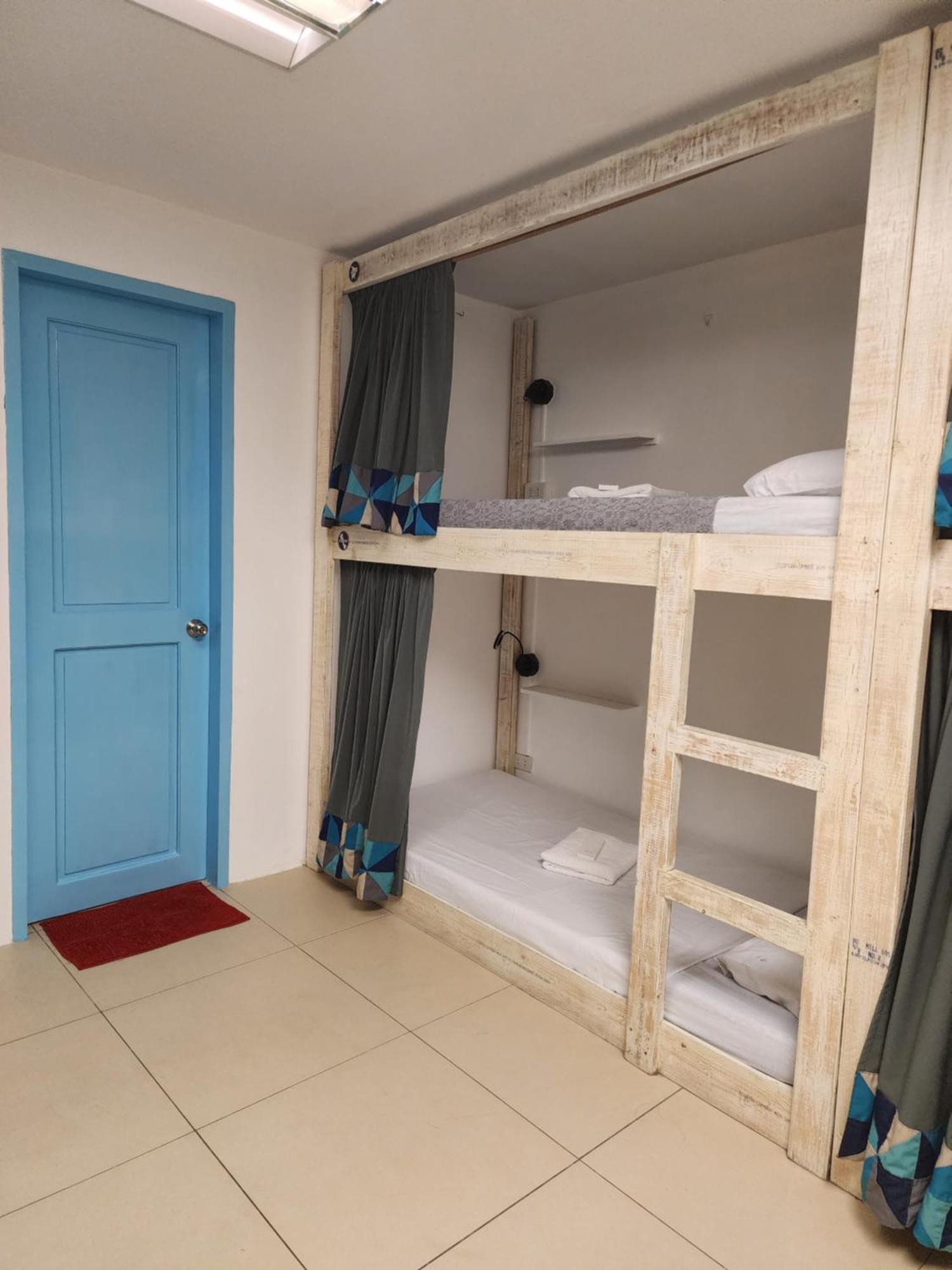 Baybayin Hostel - Pasay Close To Airport 객실 사진